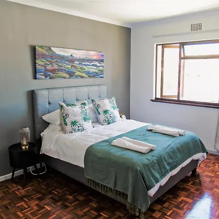 Camborne Holiday Apartments Cape Town Exterior photo