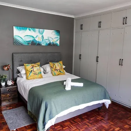 Camborne Holiday Apartments Cape Town Exterior photo