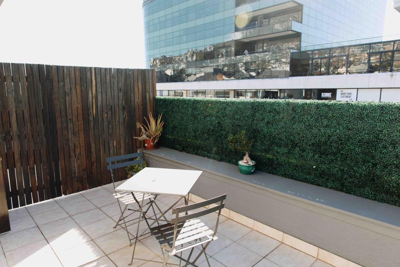 Apartment Camborne
