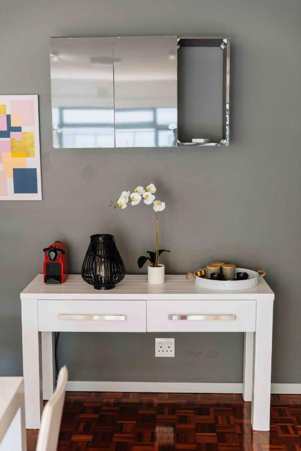 Camborne Apartment