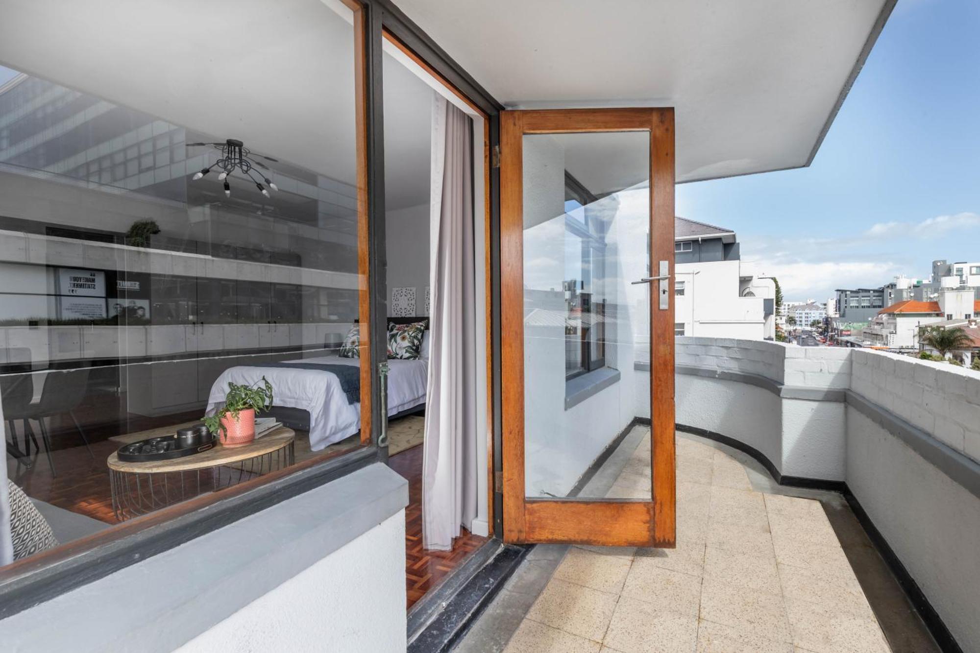 Apartment Camborne *